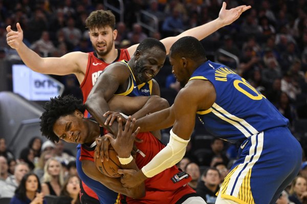 阿门谈追梦：他的防卫  智商堪称天才 总能提前预判&永远领跑  一步