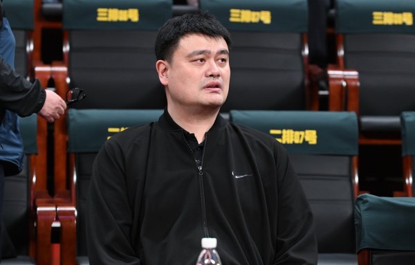 律师：姚明主导CBA启用标准合同 这奠定了近年来转会活跃的基础
