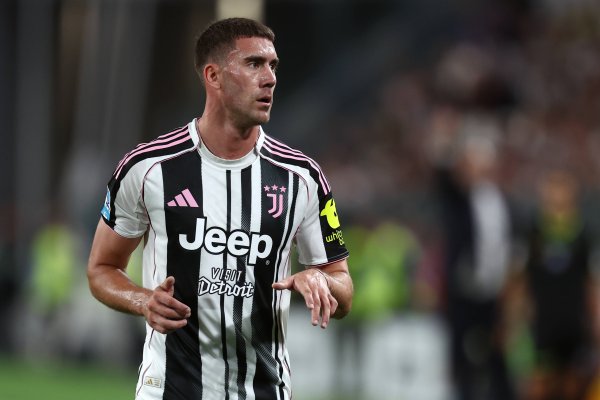 记者:弗拉霍维奇希望维持现有薪资水平,会有其他豪门愿意满足 记者:弗拉霍维奇希望维持现有薪资水平,会有其他豪门愿意满足