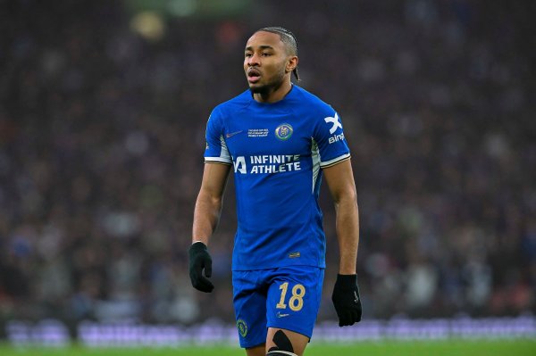 记者：维拉和莱比锡希望租借恩昆库，但切尔西要求必须转会