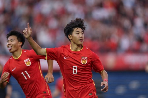 北青:国少7月至今无法组织集训,重要原因是很多球员要踢全运会 北青:国少7月至今无法组织集训,重要原因是很多球员要踢全运会