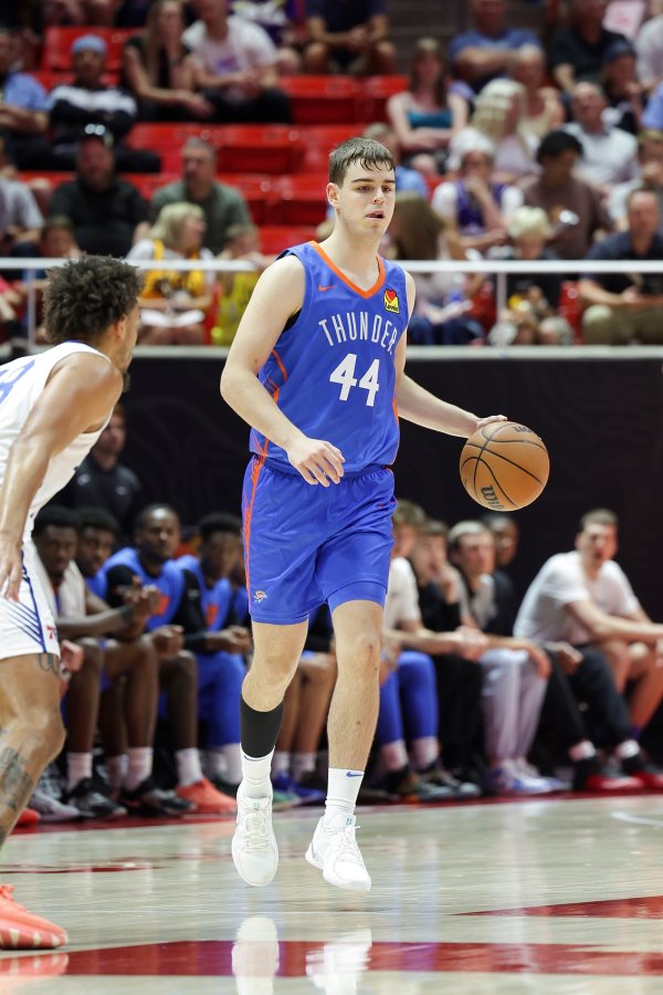 杰林威:托皮奇解读赛事 能力非常强 是出色传送球 手和攻击 组织者 杰林威:托皮奇解读赛事 能力非常强 是出色传送球 手和攻击 组织者