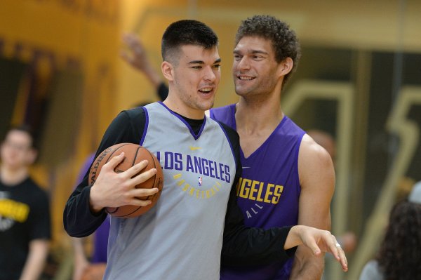 大洛：我和祖巴茨风格互补性非常强 他是DPOY的强劲  角逐  者