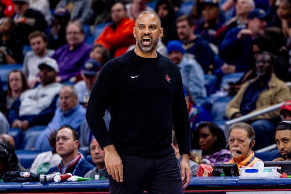 乌度卡:联盟的潮流循环往复 现在似乎在回归高大阵形 了 乌度卡:联盟的潮流循环往复 现在似乎在回归高大阵形 了