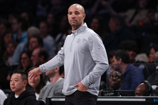 小曾机会来了！篮网主帅：所有强健  球员将在未来两到三场轮番登场