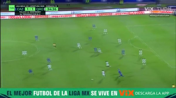 墨西哥职业联赛 惊现超远距离得分 ,球员后场直接起脚吊射破门 墨西哥职业联赛 惊现超远距离得分 ,球员后场直接起脚吊射破门