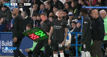 失踪人口回归！菲利普斯第82分钟后备  登场，时隔645天再度登场