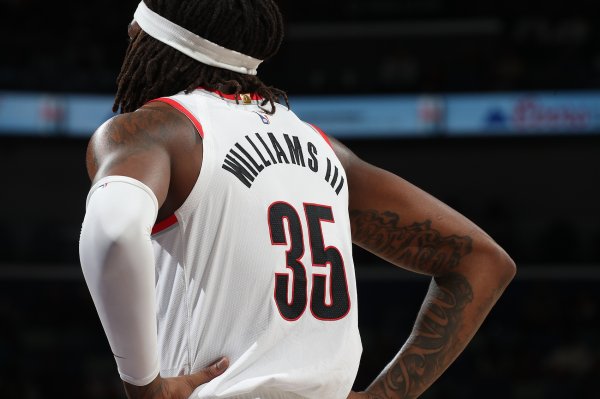 比卢普斯：不确定罗威季前赛期间能否对峙  练习   对他复健    进展满意