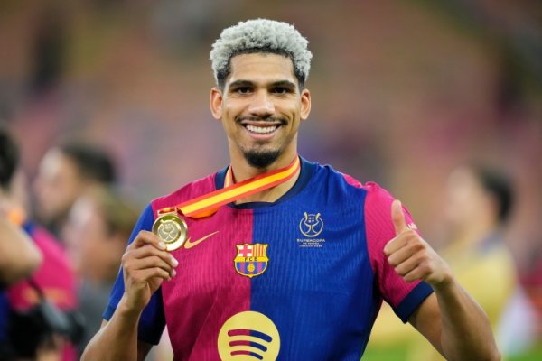 罗梅罗：阿劳霍将在甘伯杯作为巴萨领队  发表演讲