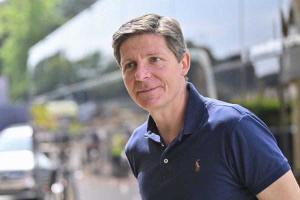 赛季中换帅？记者：若曼职业联赛  季中请格拉斯纳执教，他会离开水晶宫