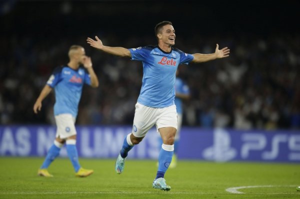 拉斯帕多里告别：感谢那不勒斯，三年内两夺意甲第一名  令人难以置信