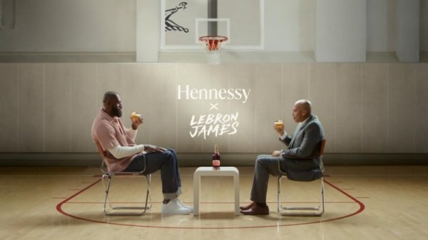 美媒：球迷起诉詹姆斯广告欺诈并无根据 预计后者将通过律师驳回