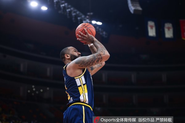 篮协：吉伦沃特因兴奋剂违规被禁赛3个月 广东队负责3.6万检测费