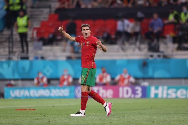 帕利尼亚:在拜仁负伤 期间确实很艰难,这也影响了我国家队的出场 帕利尼亚:在拜仁负伤 期间确实很艰难,这也影响了我国家队的出场