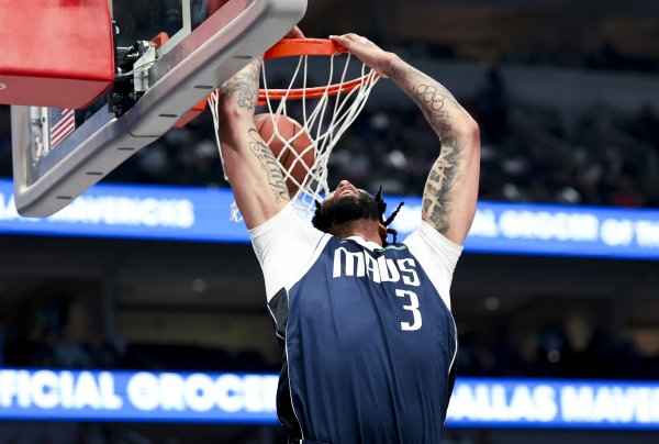 主场作战  战马刺！浓眉：揭幕战前我们会看录像 找到可以改进的地方