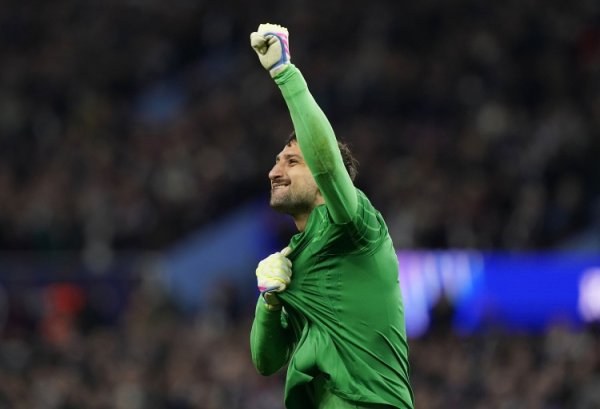 多纳鲁马经纪人：巴黎坚守  新合同模式，我们同意后他们又改变条款