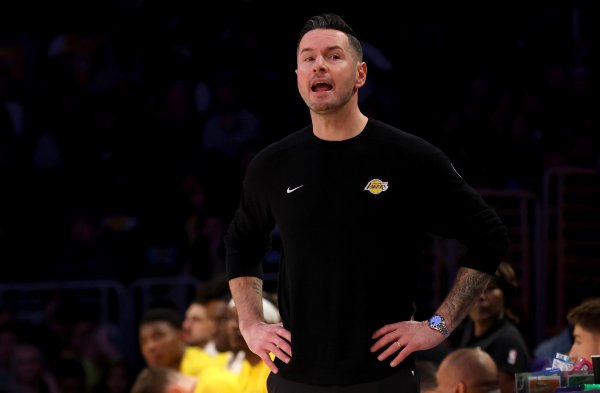 雷迪克:我知道揭幕战的杆位 剩下的赛事 还不太清楚&要根据情况来 雷迪克:我知道揭幕战的杆位 剩下的赛事 还不太清楚&要根据情况来