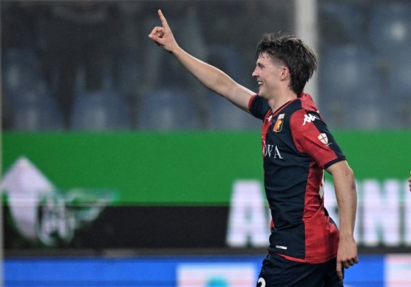 斯基拉:尤文、国米、罗马关注热那亚24岁中场球员弗伦德鲁普 斯基拉:尤文、国米、罗马关注热那亚24岁中场球员弗伦德鲁普