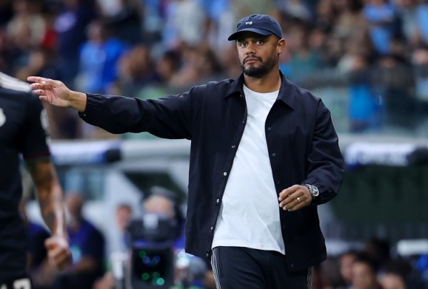 孔圣!十人拜仁送巴黎欧冠赛季首败,开局16连胜继续刷新记录 孔圣!十人拜仁送巴黎欧冠赛季首败,开局16连胜继续刷新记录