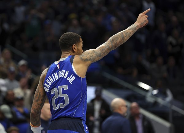 克莱：PJ-华盛顿有明星赛潜力 他将成为更好的攻防一体的球员