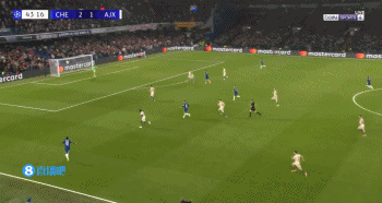 韦霍斯特危险区域  飞铲恩佐送点，恩佐亲自操刀主罚一蹴而就